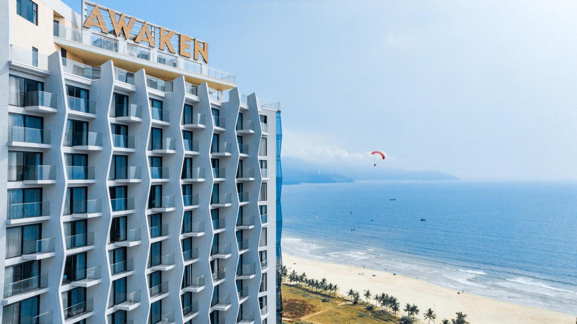 Awaken Da Nang Hotel Bagian luar foto