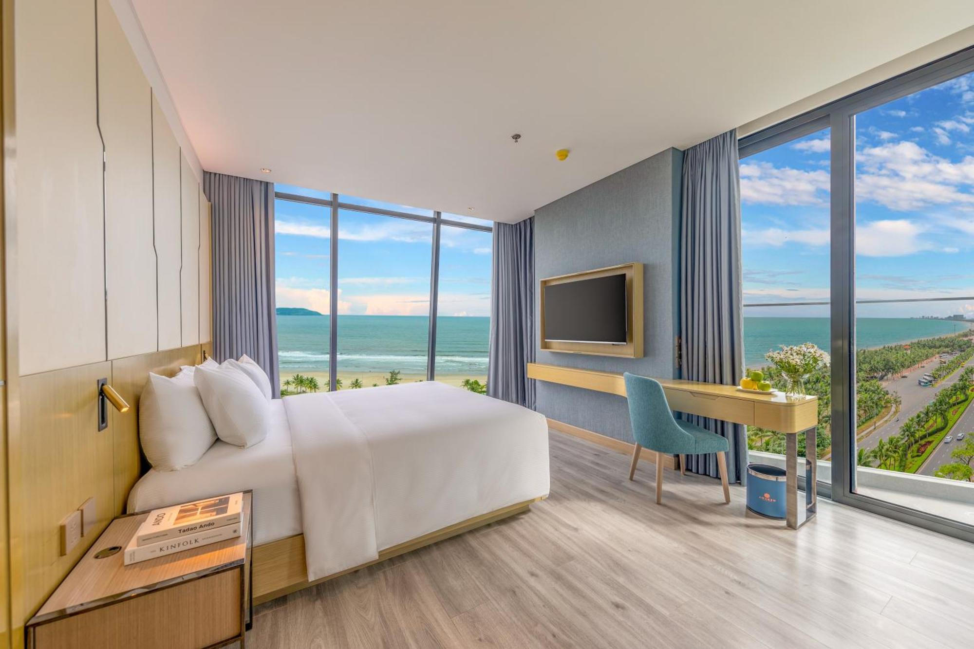 Awaken Da Nang Hotel Bagian luar foto