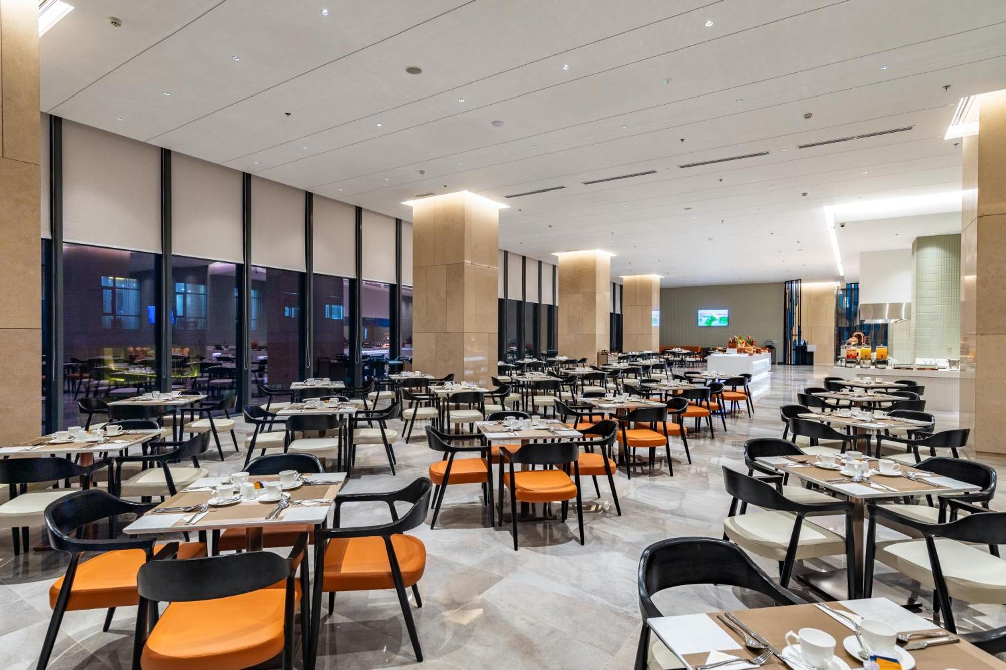 Awaken Da Nang Hotel Bagian luar foto