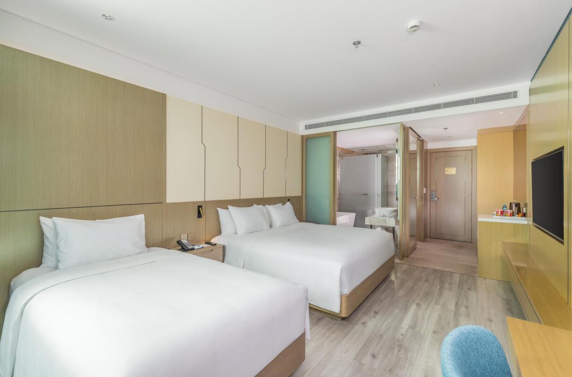 Awaken Da Nang Hotel Bagian luar foto