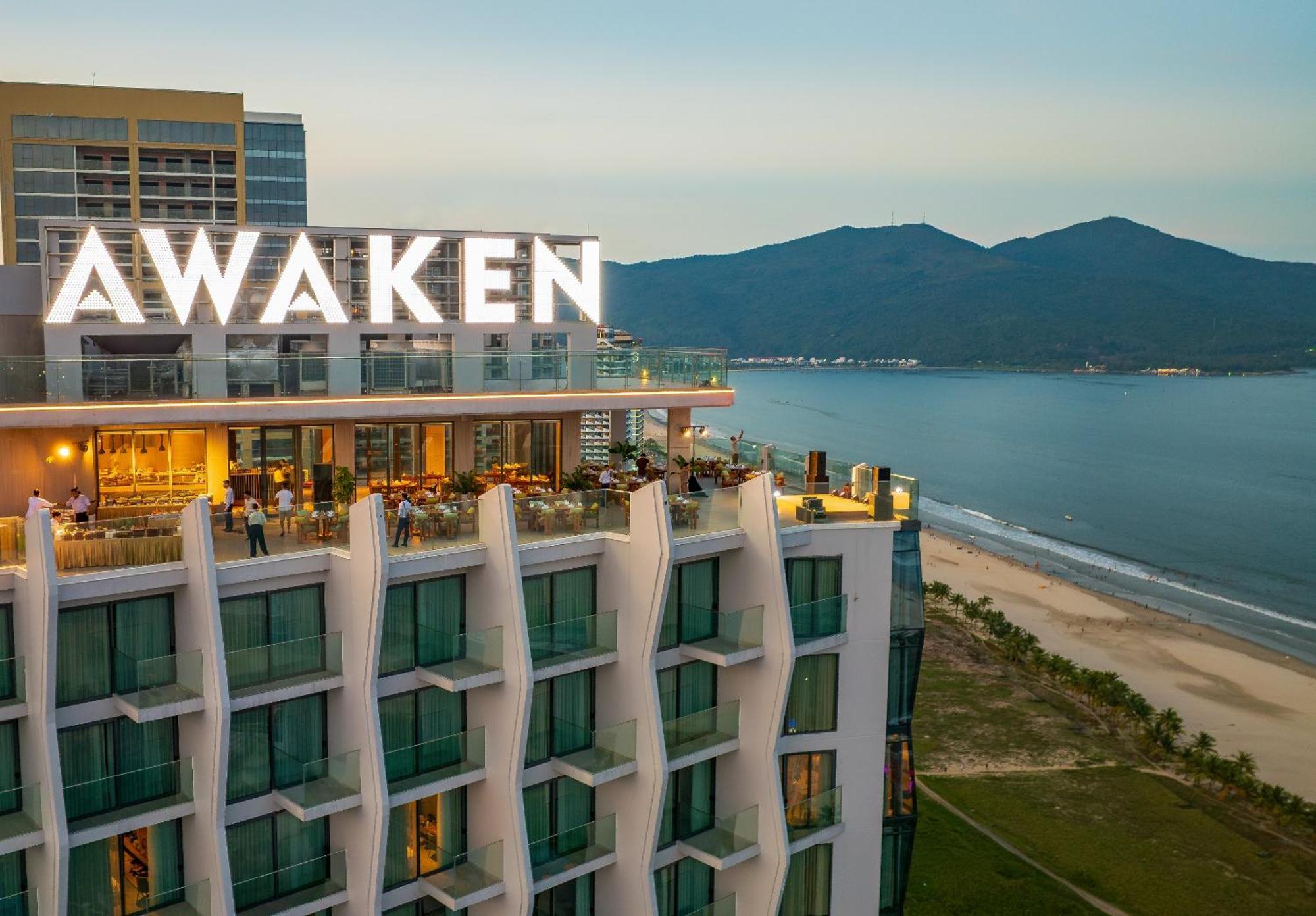 Awaken Da Nang Hotel Bagian luar foto
