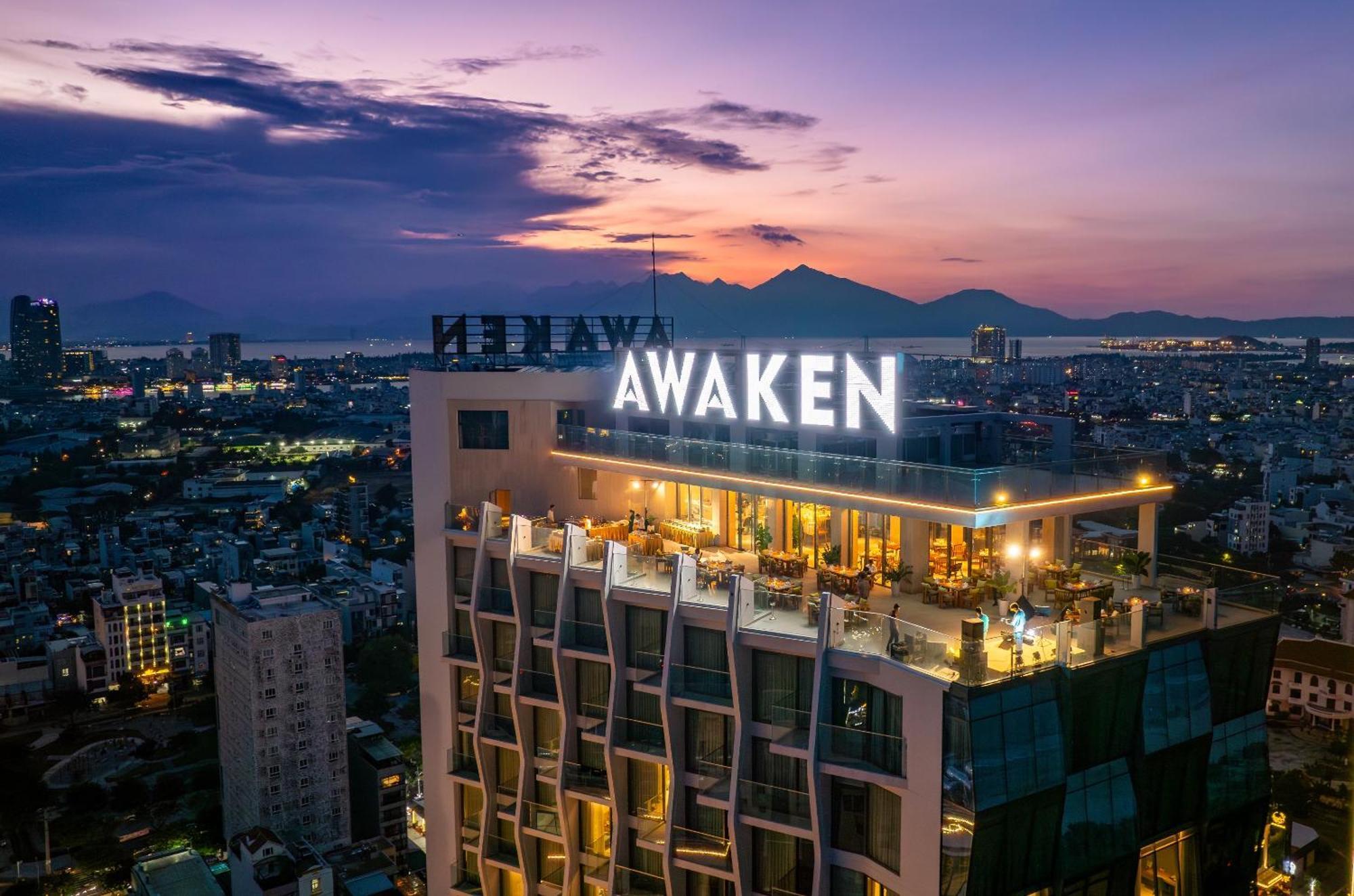 Awaken Da Nang Hotel Bagian luar foto