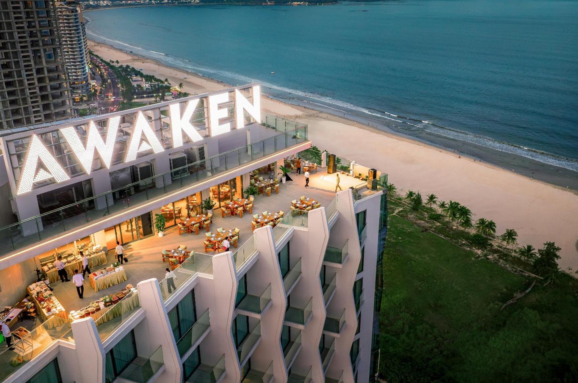 Awaken Da Nang Hotel Bagian luar foto