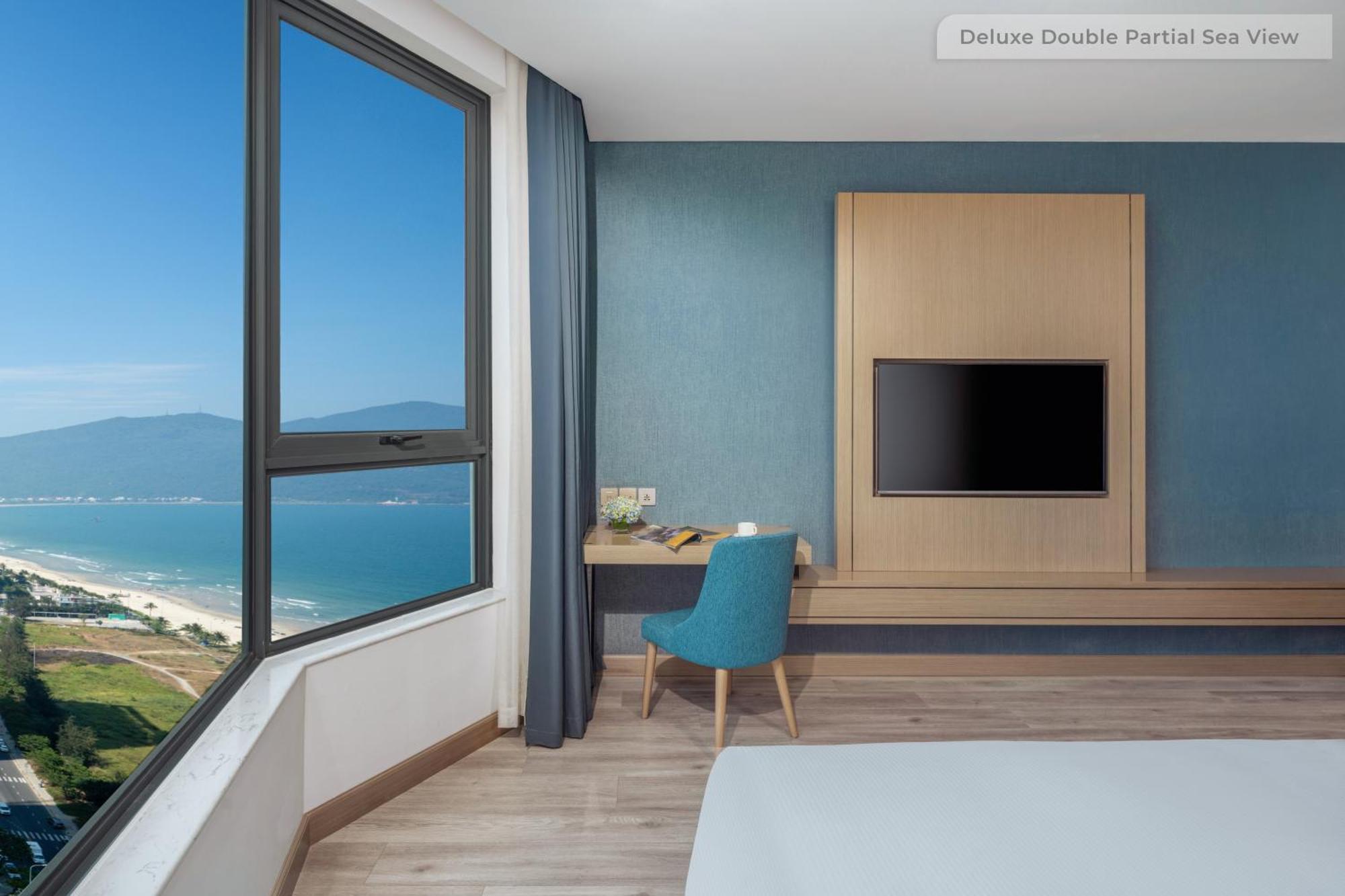 Awaken Da Nang Hotel Bagian luar foto